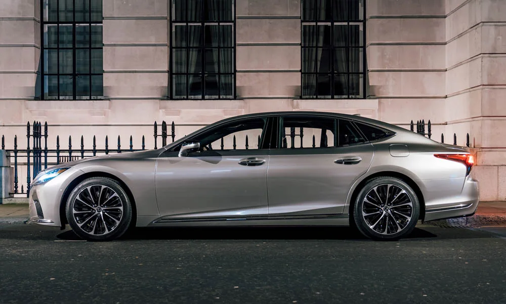 Lexus LS 350