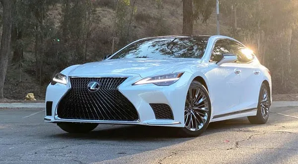 Lexus LS 500