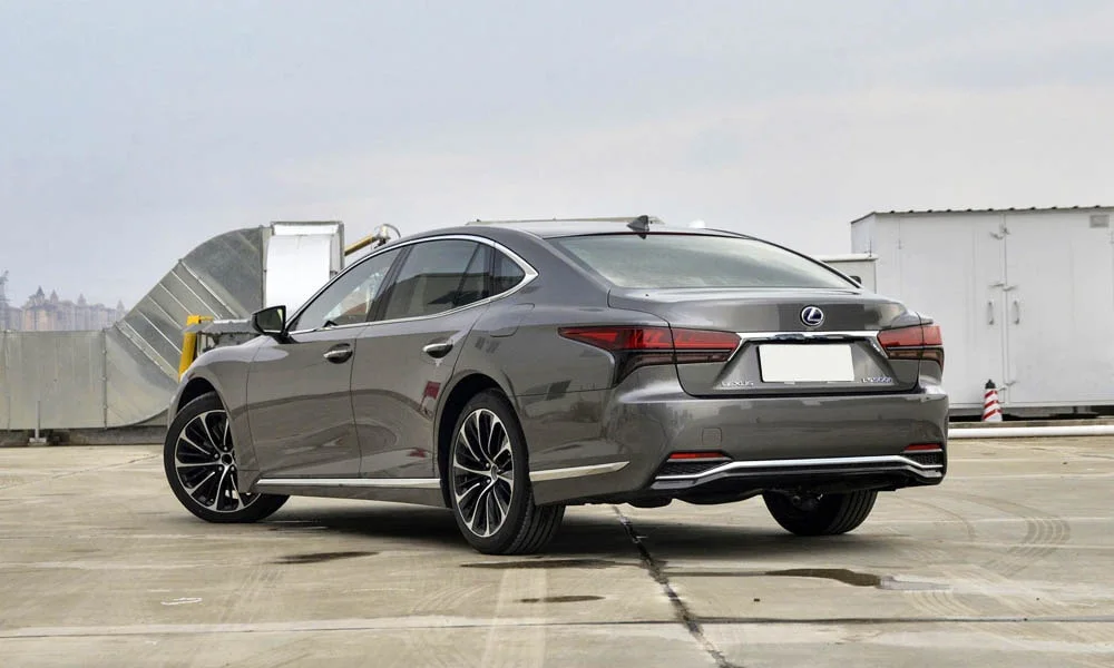 Lexus LS 500