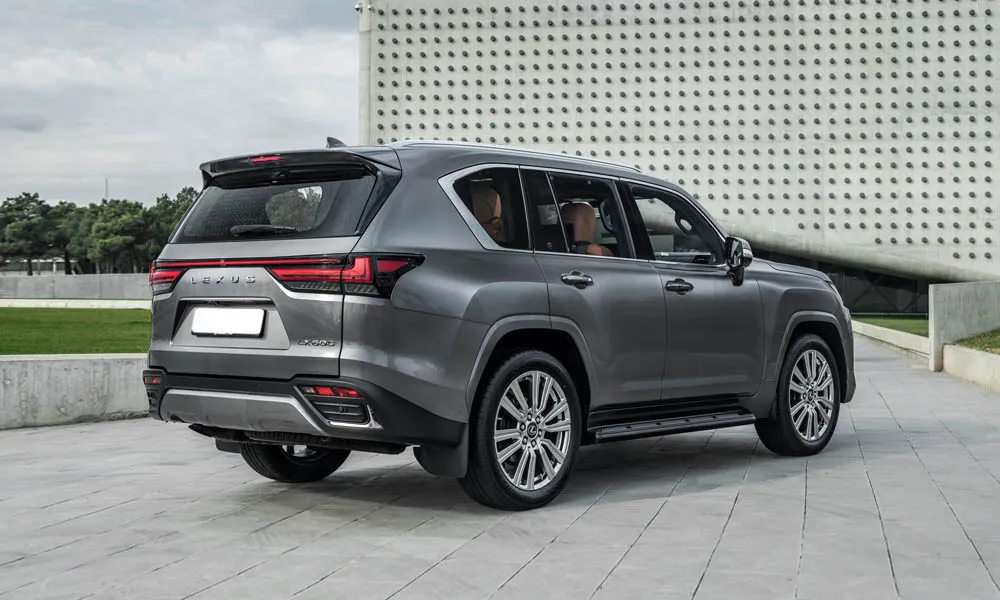 Lexus LX 600