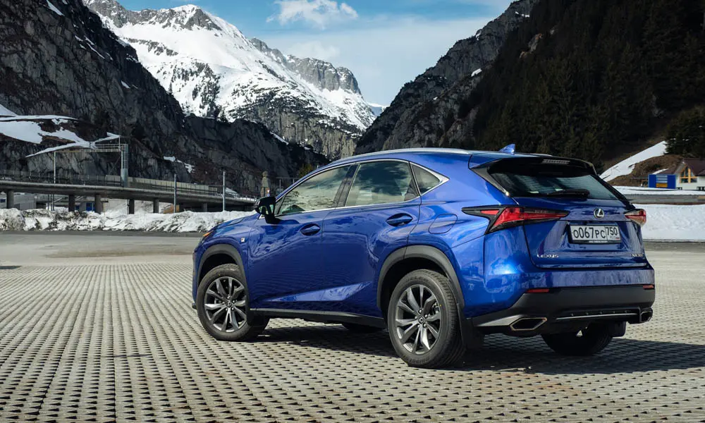 Lexus NX 300