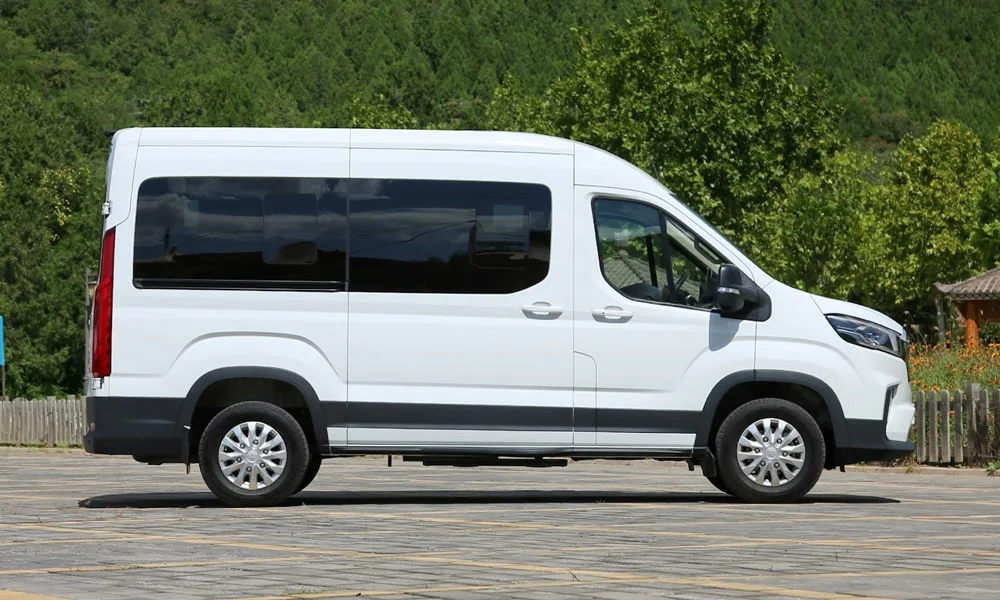 Maxus V90