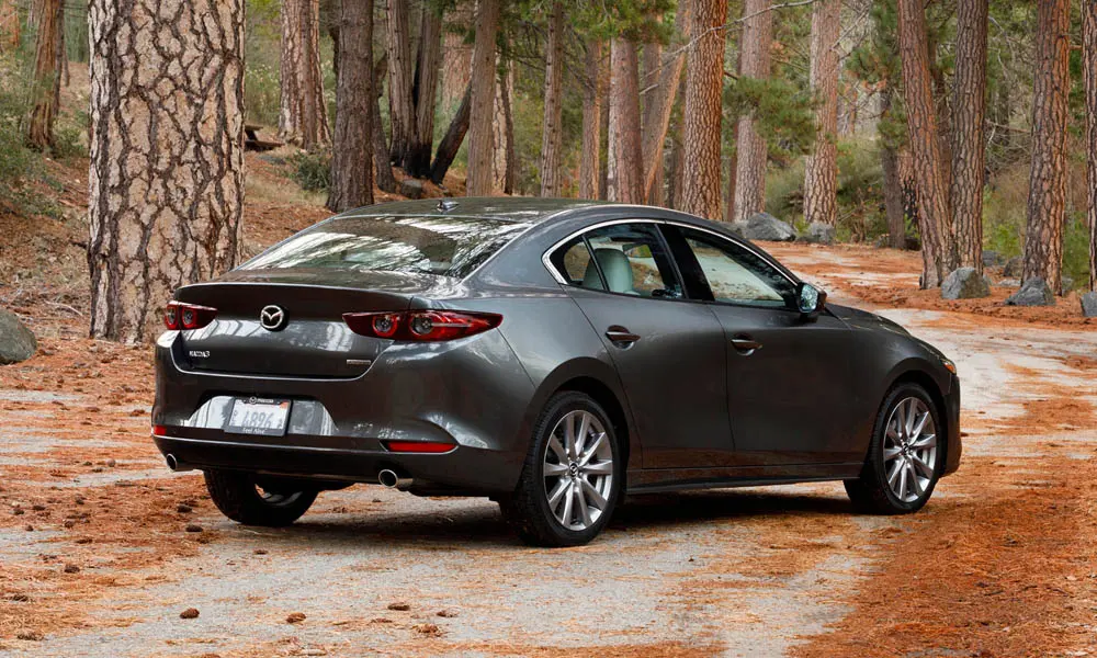 Mazda 3 Седан