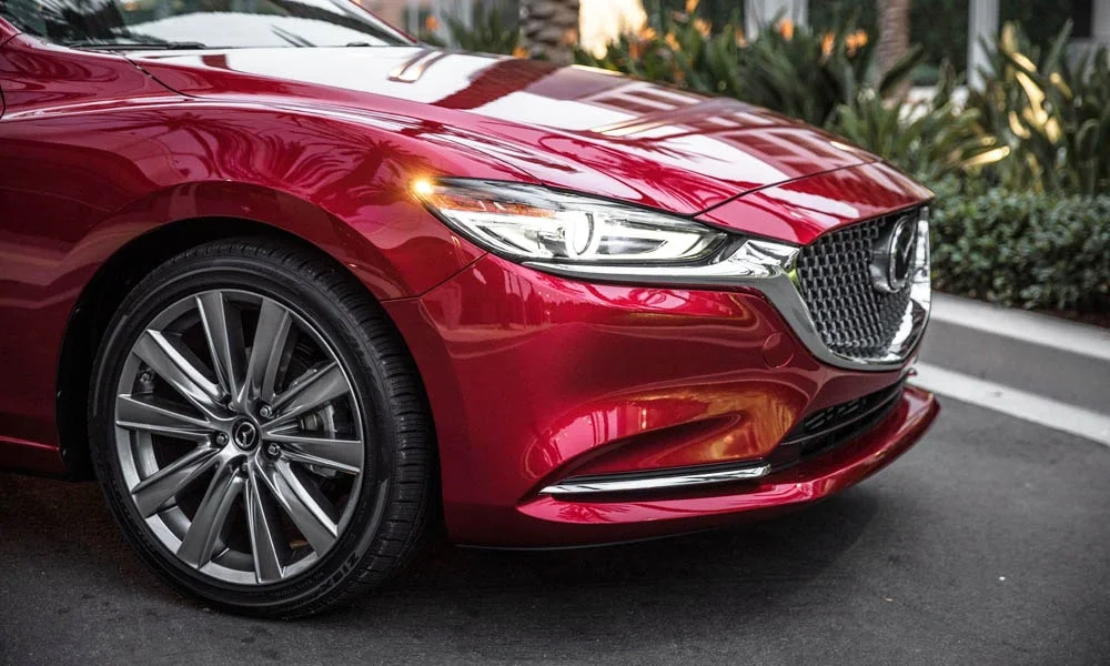 Фото Mazda 6 — вид спереди, фото 5. Оптика, решётка и бампер — первое впечатление о модели Mazda 6 — вид спереди, фото 5