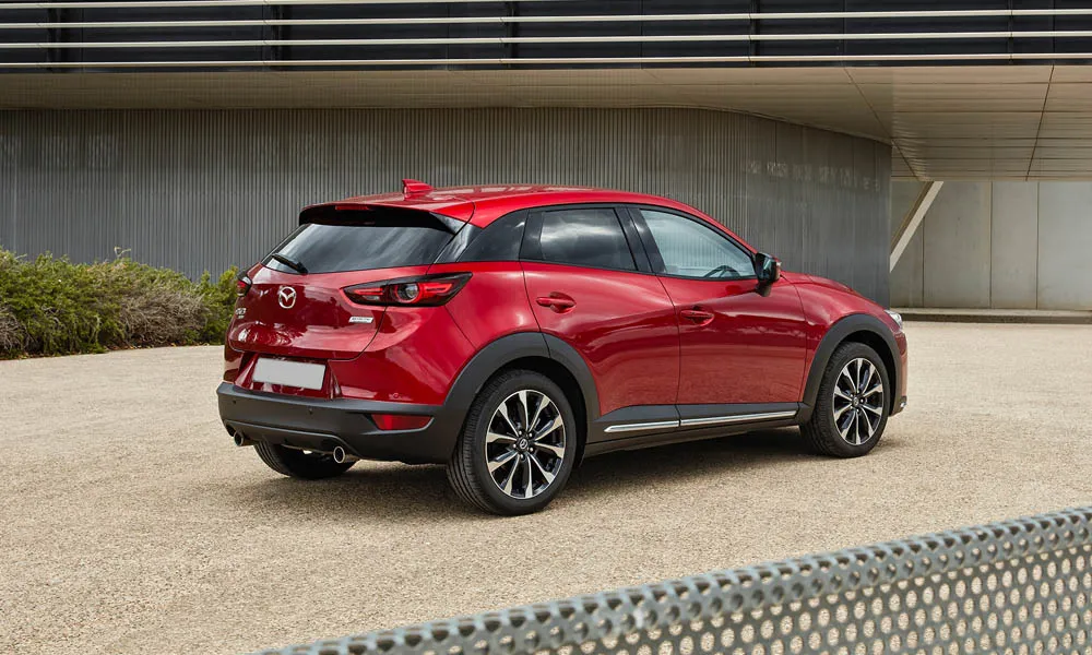 Mazda CX-3 — вид сзади, фото 2