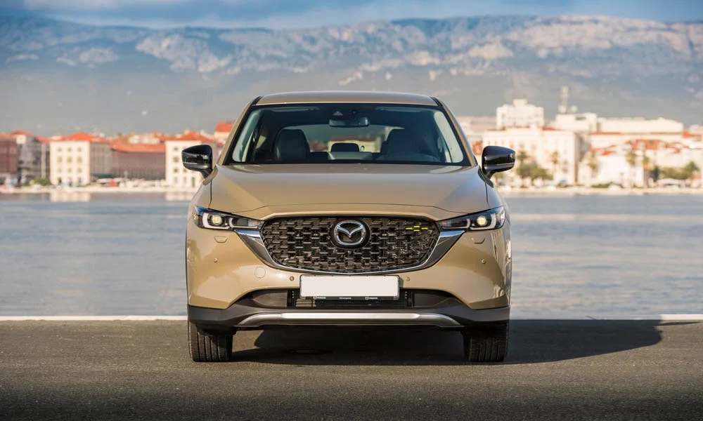 Mazda CX-5 (2024) — вид спереди, фото 3