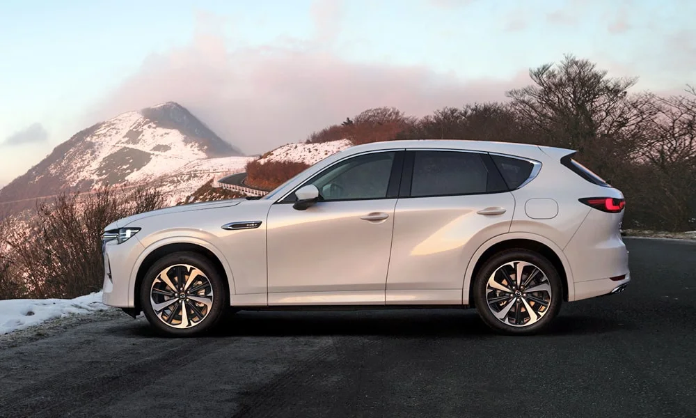 Mazda CX-60 (2024) — вид сбоку