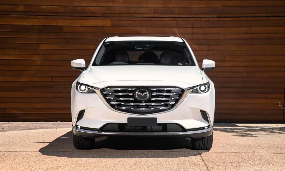 Mazda CX-9 — вид спереди, фото 3