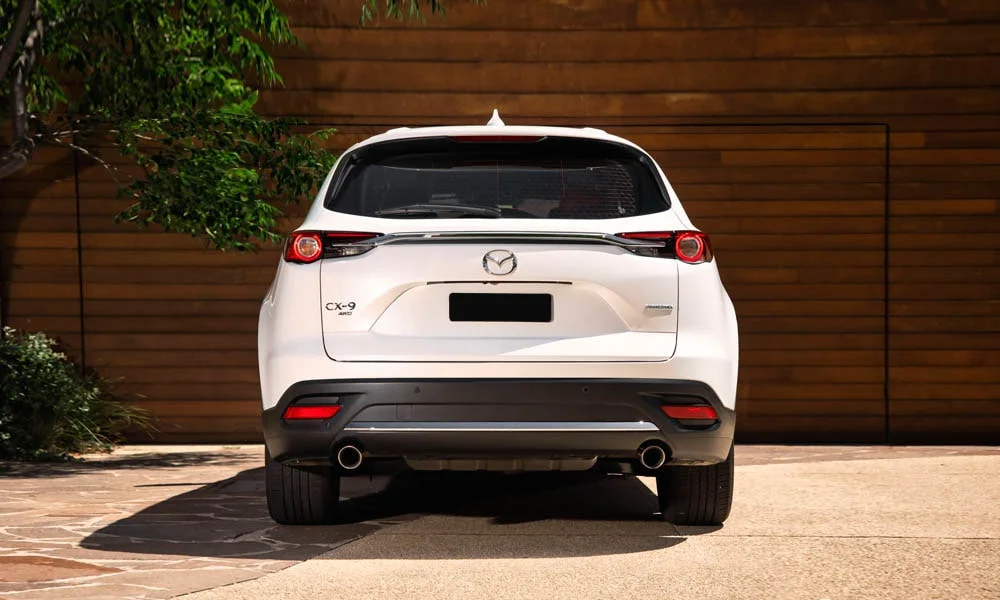 Mazda CX-9 — вид сзади, фото 2
