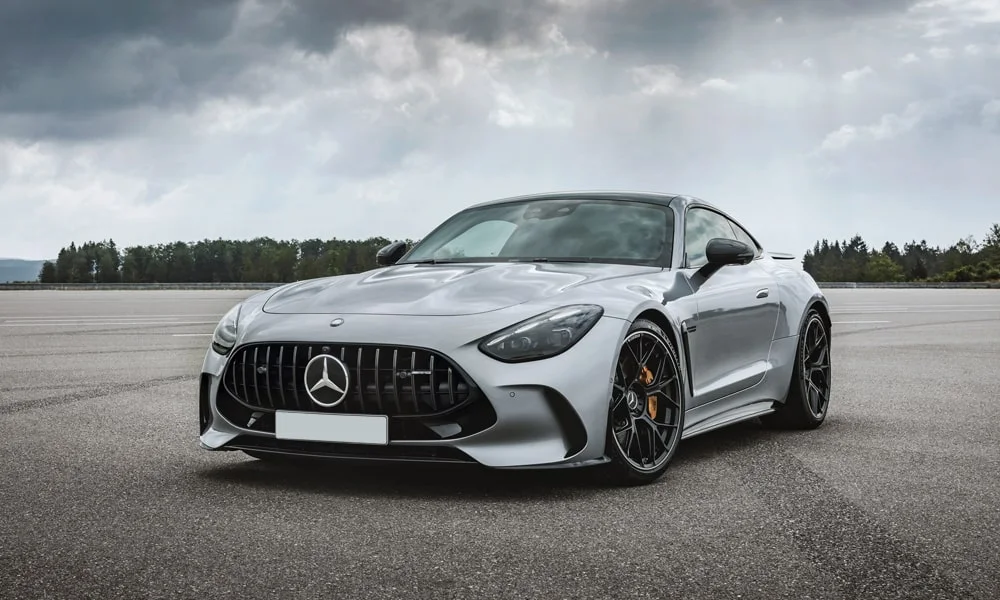 Mercedes-Benz AMG GT (2024) — вид спереди, фото 3