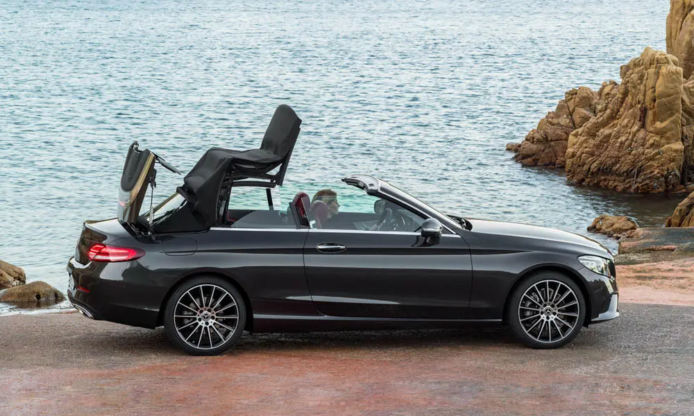 Фото Mercedes-Benz C-Class — экстерьер. Фактура и исполнение внешней детали. Мелкие элементы экстерьера дополняют общий стиль модели Mercedes-Benz C-Class — экстерьер