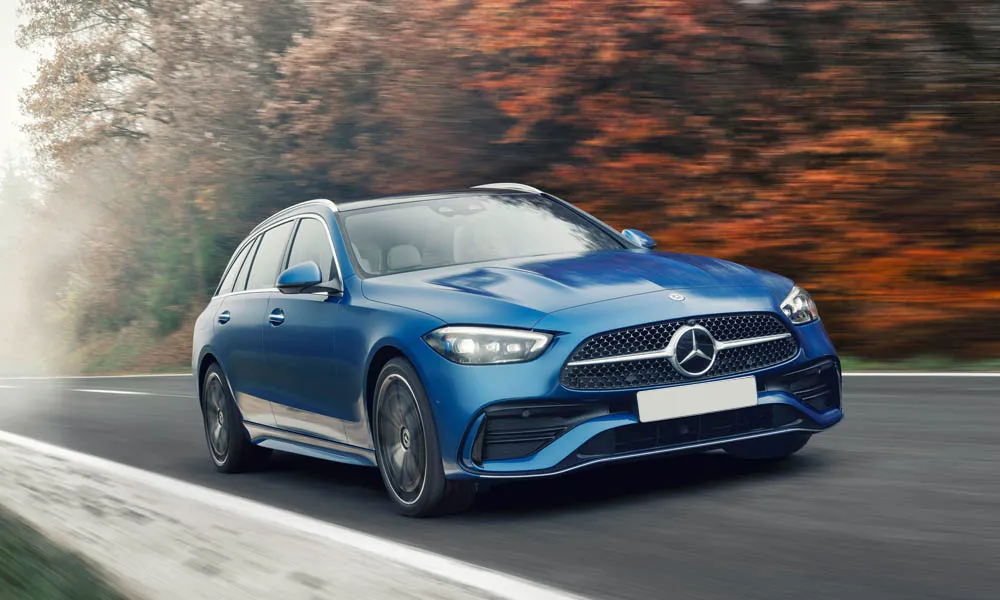 Фото Mercedes-Benz C-Class — вид спереди, фото 34. Оптика, решётка и бампер — первое впечатление о модели Mercedes-Benz C-Class — вид спереди, фото 34