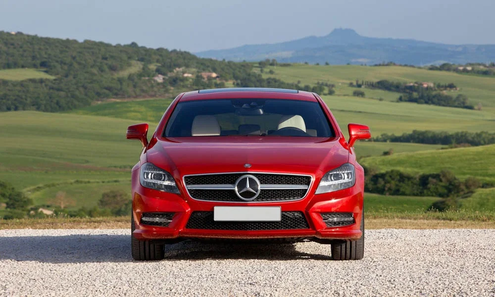 Фото Mercedes-Benz CLS — вид спереди, фото 6. Оптика, решётка и бампер — первое впечатление о модели Mercedes-Benz CLS — вид спереди, фото 6