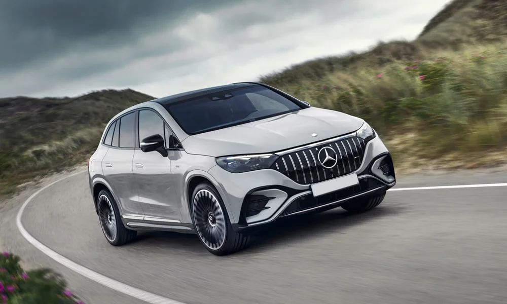 Фото Mercedes-Benz EQE SUV (2024) — вид спереди, фото 9. Оптика, решётка и бампер — первое впечатление о модели Mercedes-Benz EQE SUV (2024) — вид спереди, фото 9