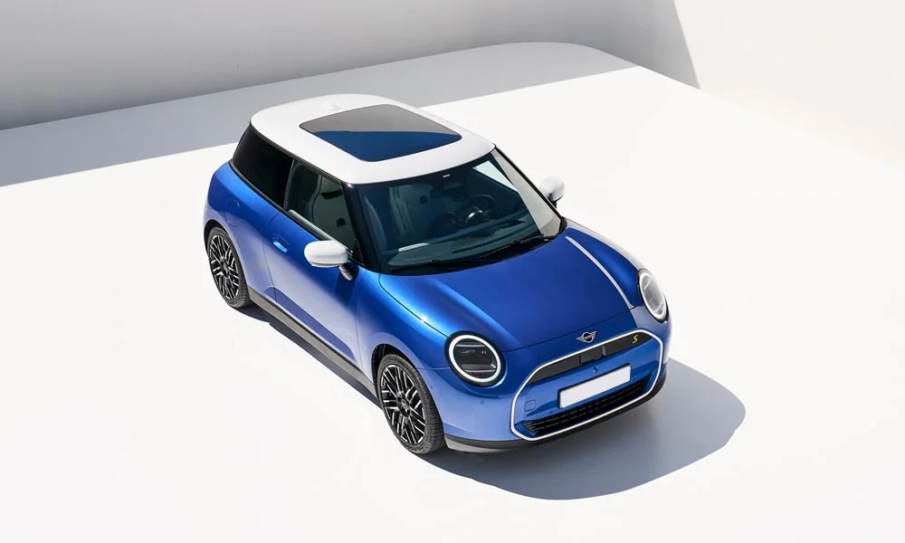 MINI Cooper SE (2024) — крыша