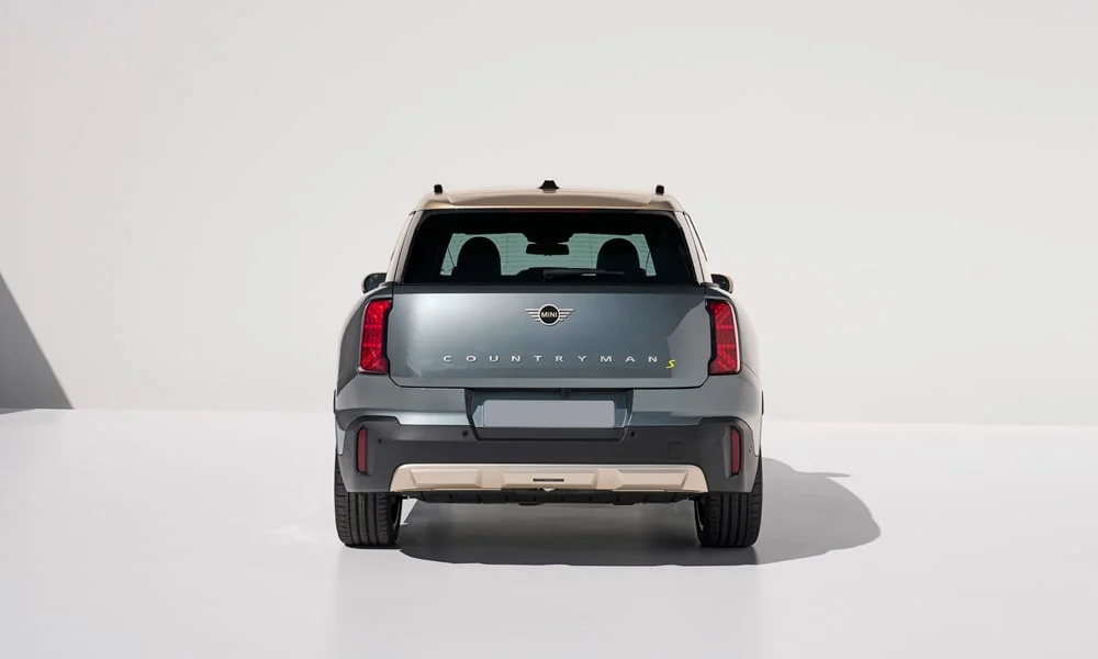 MINI Countryman (2024) — вид сзади, фото 2