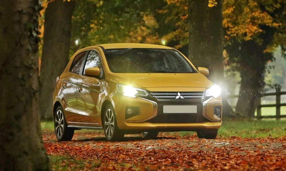 Mitsubishi Space Star — вид спереди, фото 3