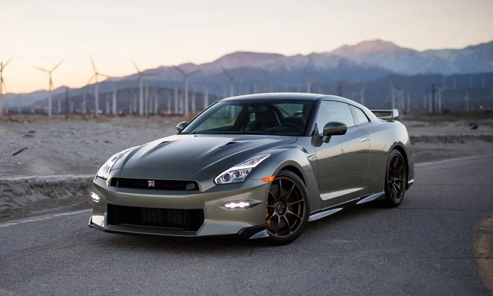 Nissan GT-R