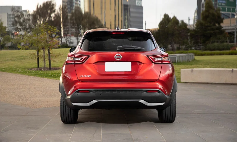 Nissan Juke (2024) — вид сзади, фото 2