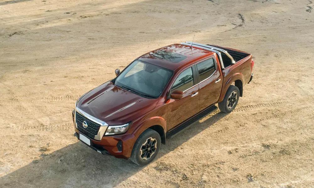 Nissan Navara — крыша