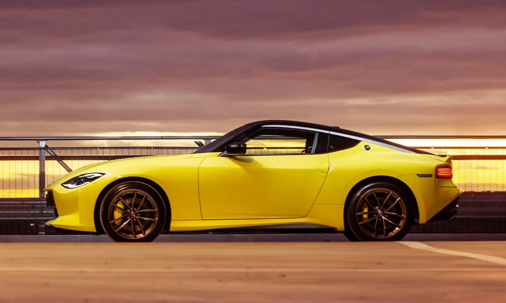 Nissan Z (2024) — вид сбоку