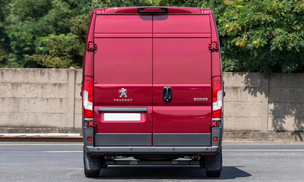 Peugeot Boxer — вид сзади, фото 2