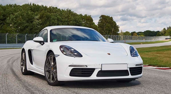 Porsche 718 Cayman 2026, 1 поколение (2026 - н.в.)