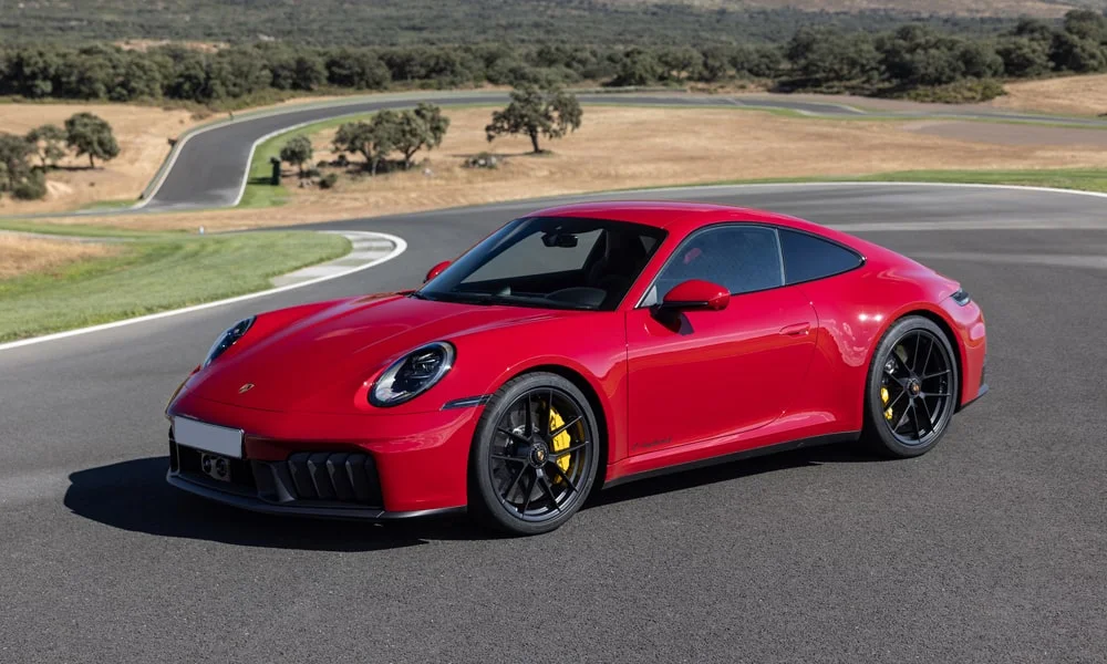 Porsche 911 (2024) — вид спереди, фото 3