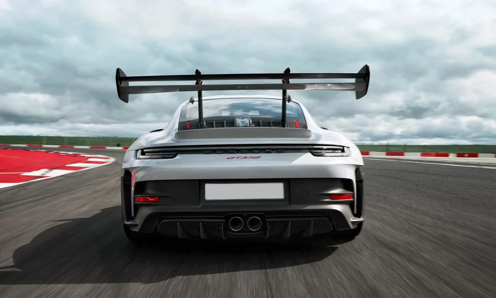 Porsche 911 GT3 RS — вид сзади, фото 3