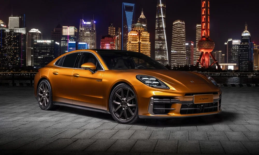 Porsche Panamera (2024) — вид спереди, фото 3