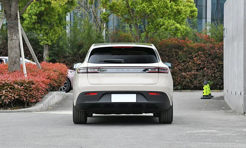 SERES AITO M5