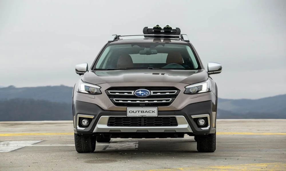 Subaru Outback — вид спереди, фото 2