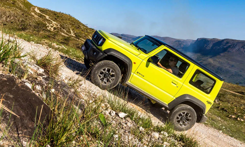 Suzuki Jimny — вид сзади, фото 3