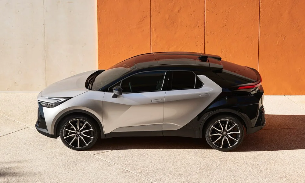Toyota C-HR (2024) — крыша