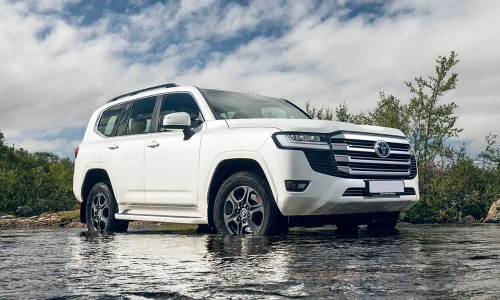 Toyota Land Cruiser 300