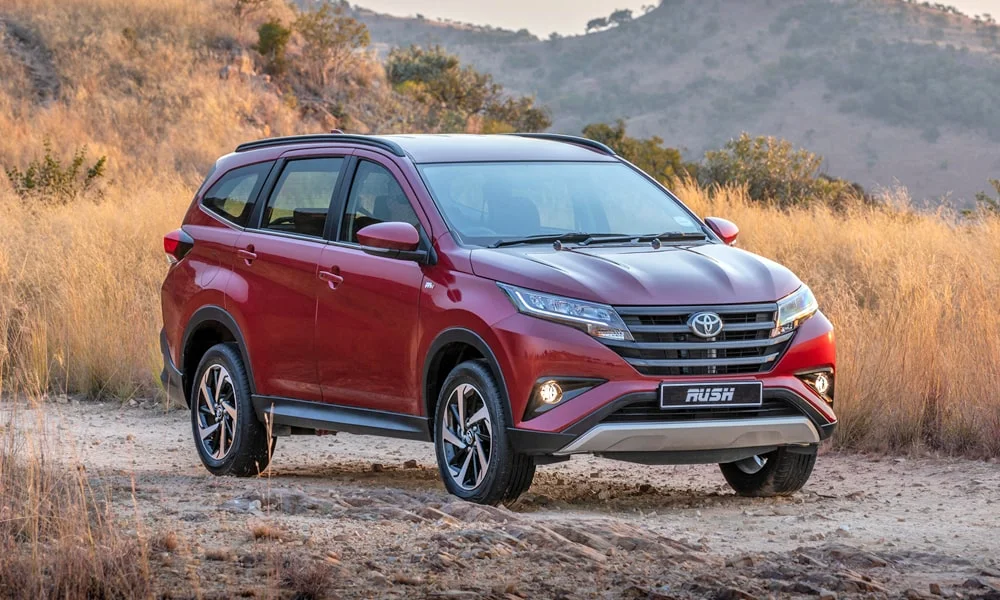 Toyota Rush (2024) — вид спереди, фото 3