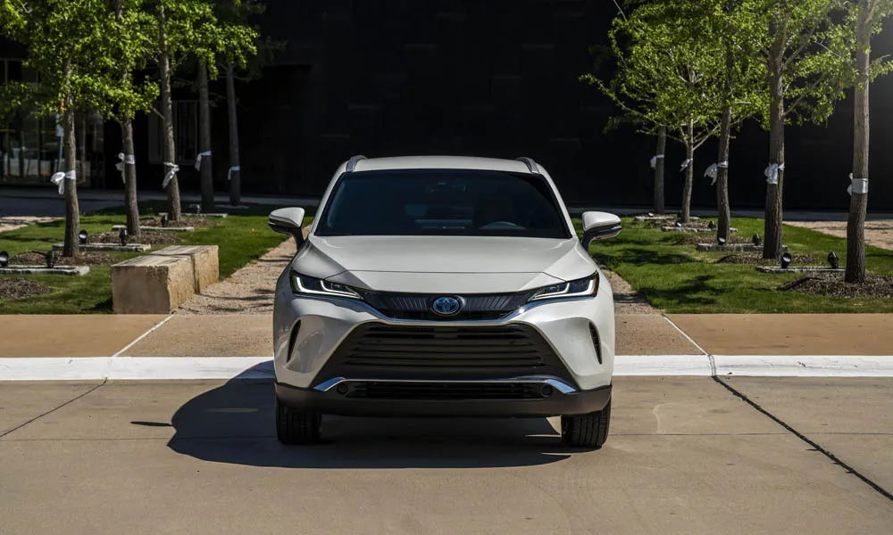 Toyota Venza — вид спереди, фото 2