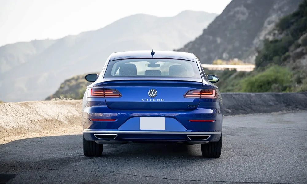 Volkswagen Arteon (2024) — вид сзади, фото 3