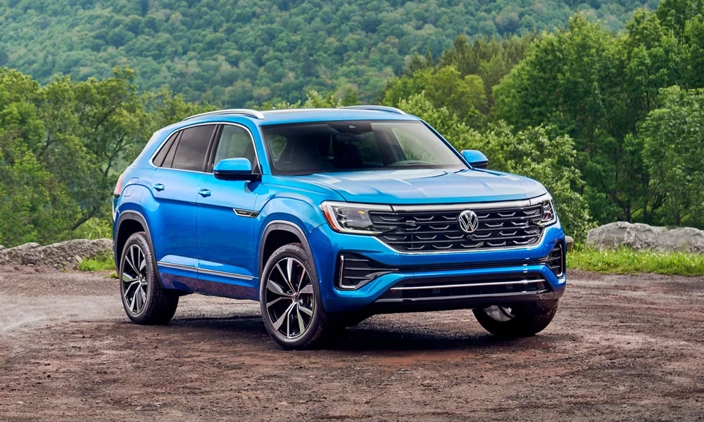 Volkswagen Atlas Cross Sport (2024) — вид спереди, фото 3