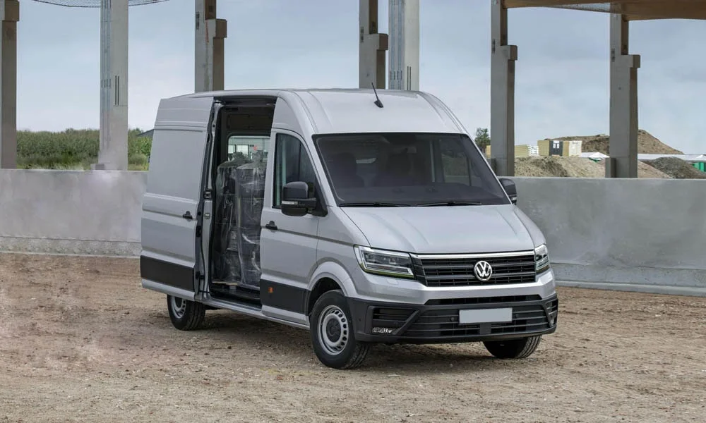 Фото Volkswagen Crafter — вид спереди, фото 7. Оптика, решётка и бампер — первое впечатление о модели Volkswagen Crafter — вид спереди, фото 7