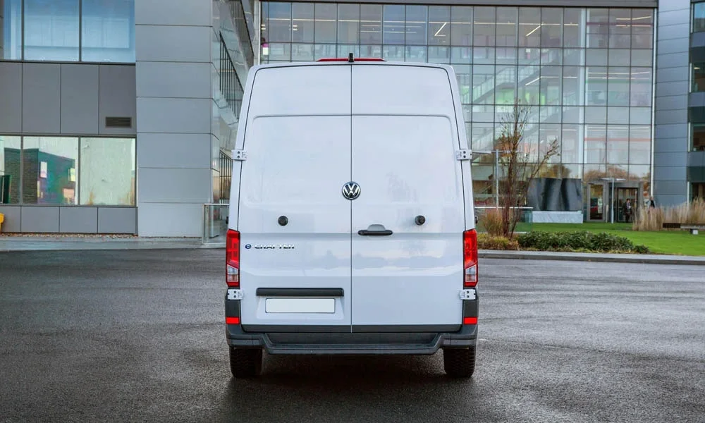 Volkswagen Crafter — вид сзади, фото 2