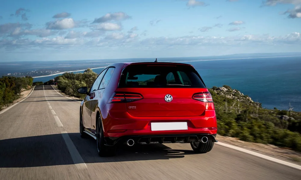 Volkswagen Golf — вид сзади, фото 8