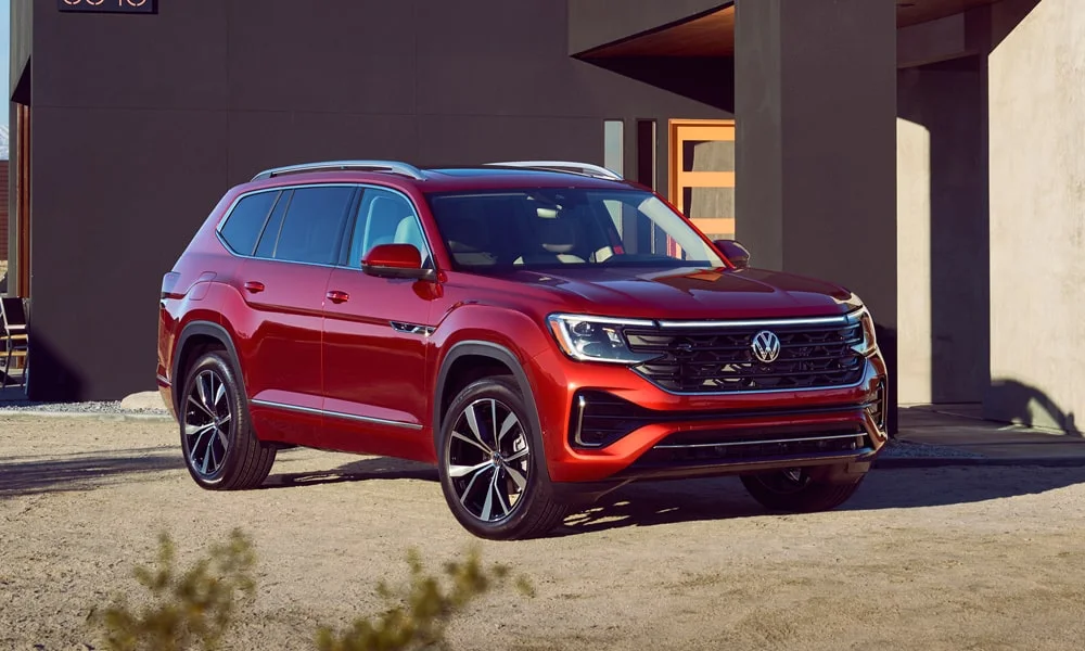 Volkswagen Teramont (2024) — вид спереди, фото 3