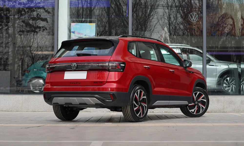 Volkswagen Tharu (2024) — вид сзади, фото 3