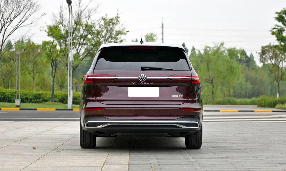 Volkswagen Viloran (2024) — вид сзади, фото 2